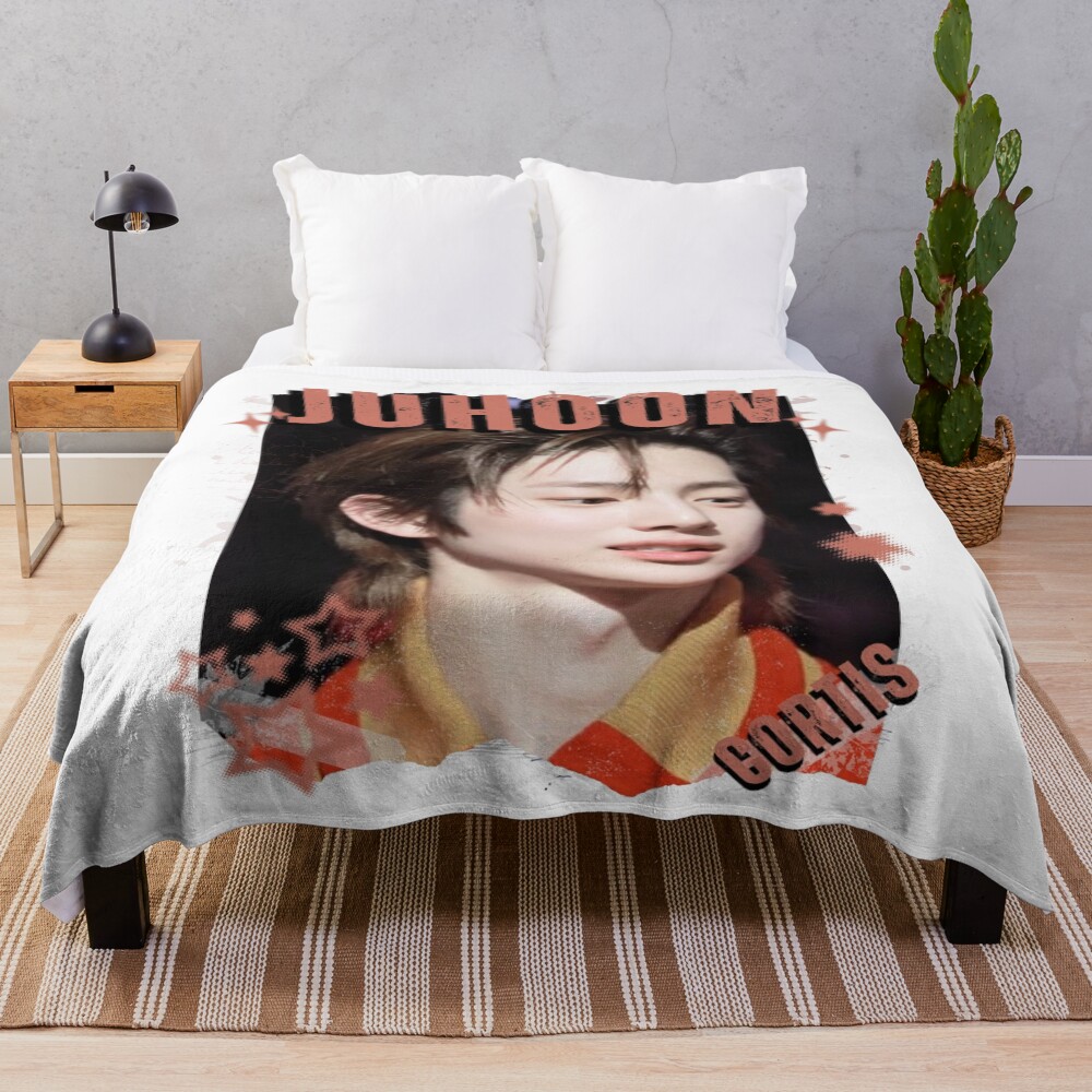 Cortis Juhoon Youthful Throw Blanket