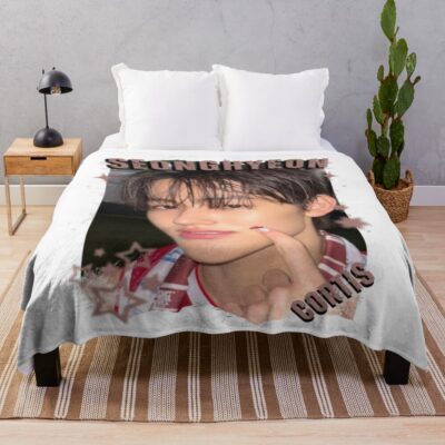 urblanket large bedsquarex1000.1u2 28 - Cortis UK Shop