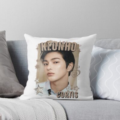 urthrow pillow couch smallsquare1000x1000 26 - Cortis UK Shop